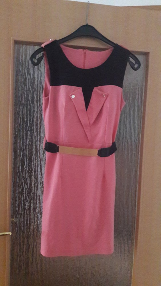 schwarz-rosa Kleid Gr. S